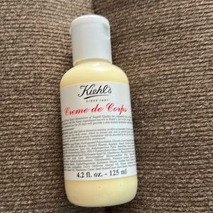 Kiehls Creme de Corps all over body moisturizer 4.2 ounces